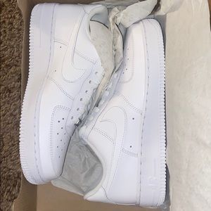 Women’s Air Force 1 ‘07 shoes (Brand New)